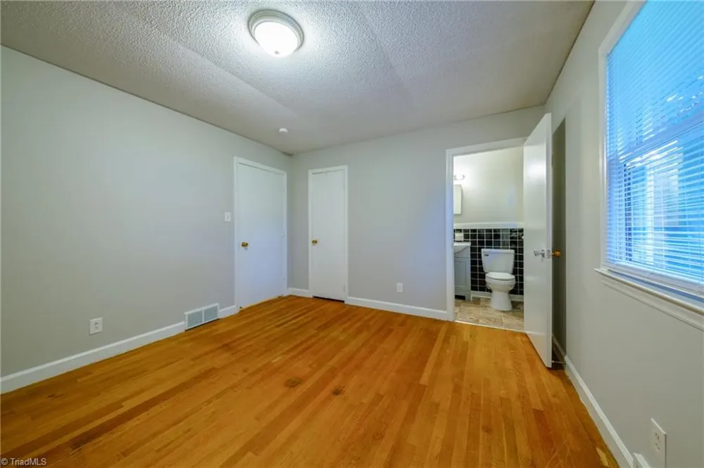 435 Lakecrest Drive Kernersville, NC 27284