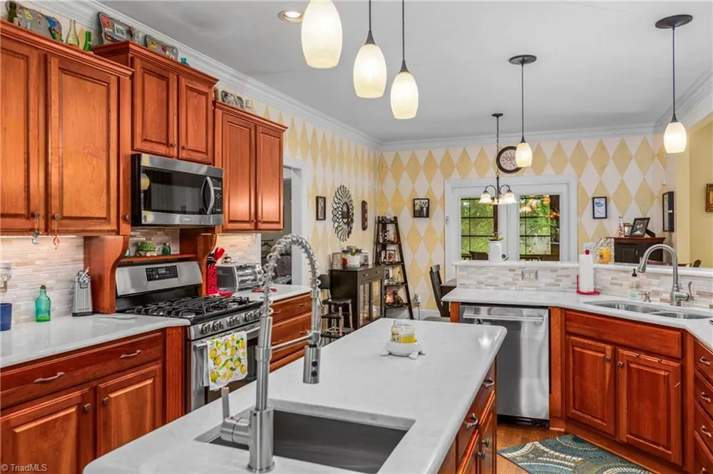 6314 Chesney Way Whitsett, NC 27377