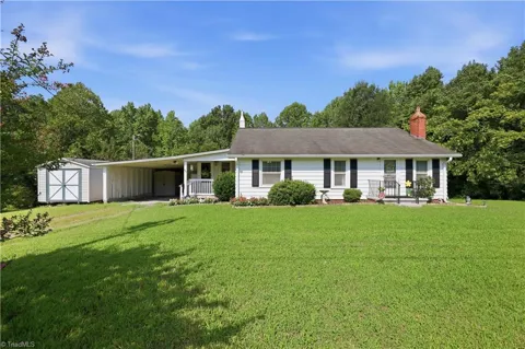 1816 Sechrest Circle