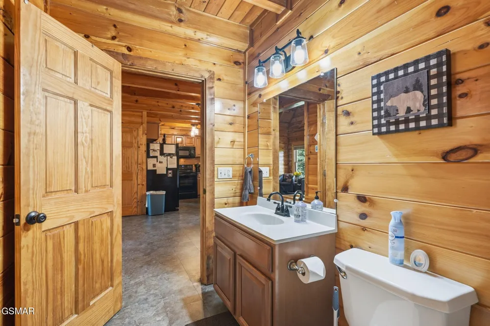 2764 Murray Ridge Road Sevierville, TN 37876