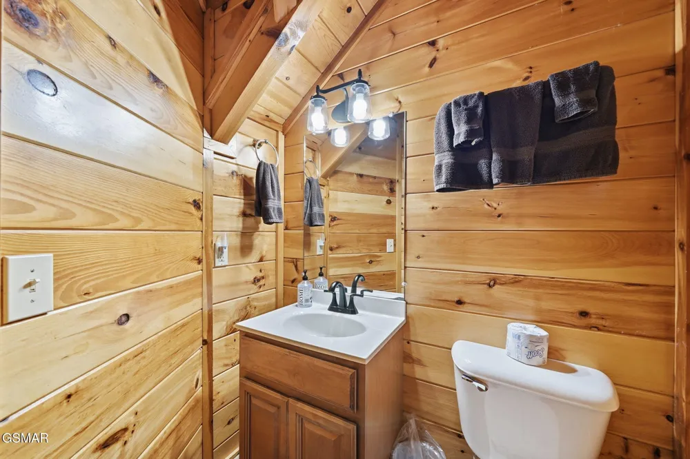 2764 Murray Ridge Road Sevierville, TN 37876