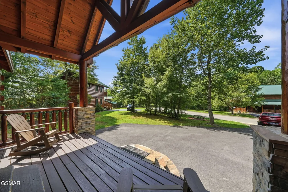 2764 Murray Ridge Road Sevierville, TN 37876