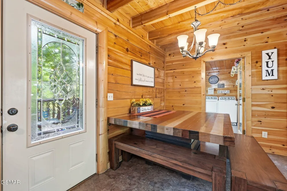 2764 Murray Ridge Road Sevierville, TN 37876