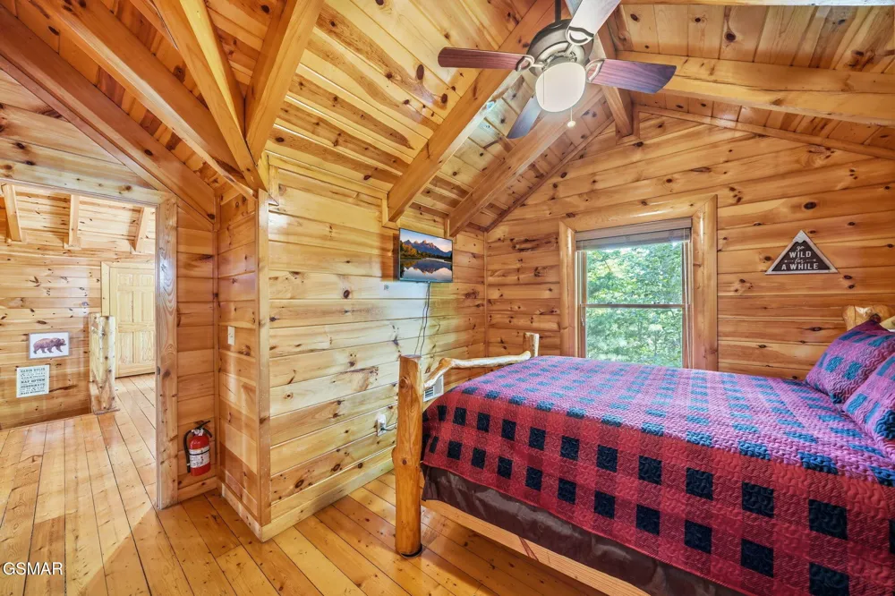 2764 Murray Ridge Road Sevierville, TN 37876