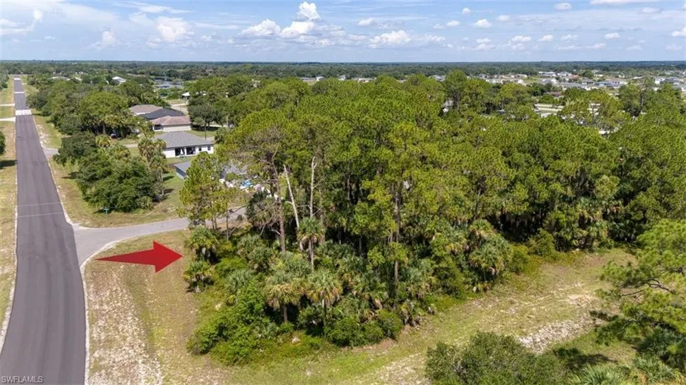 8087 Sherwood Circle Labelle, FL 33935