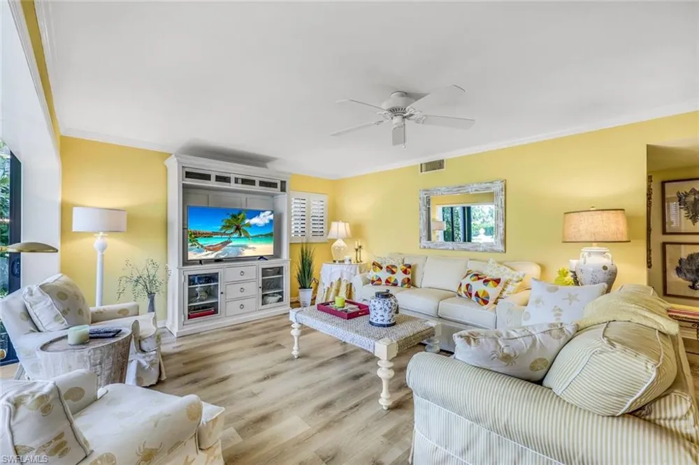 6515 Valen Way #H101 Naples, FL 34108