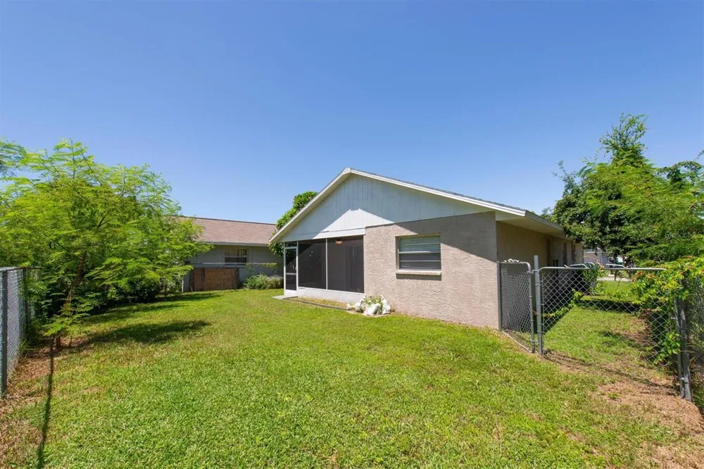 1521 13TH STREET W Palmetto, FL 34221