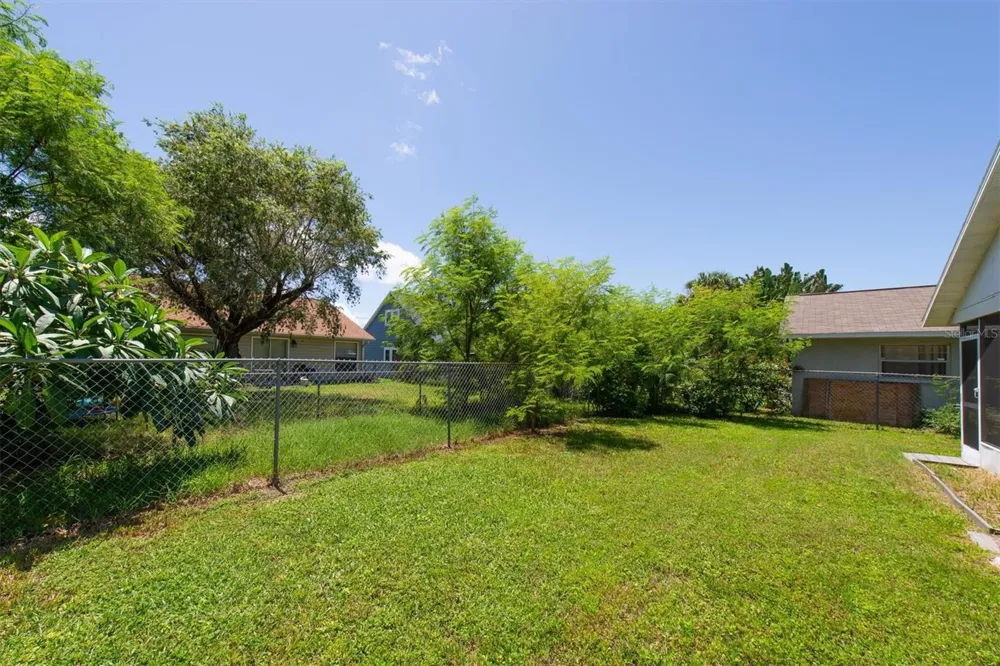 1521 13TH STREET W Palmetto, FL 34221