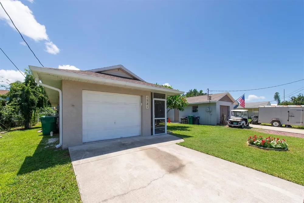 1521 13TH STREET W Palmetto, FL 34221