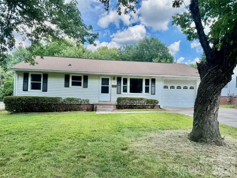938 Summer Drive