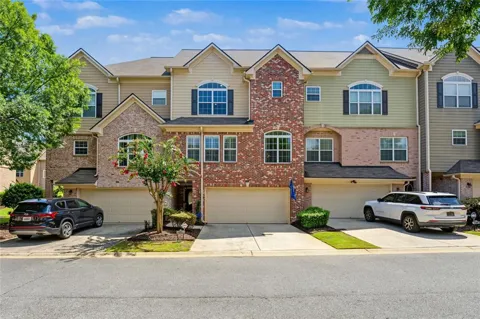 1004 Glen Ivy