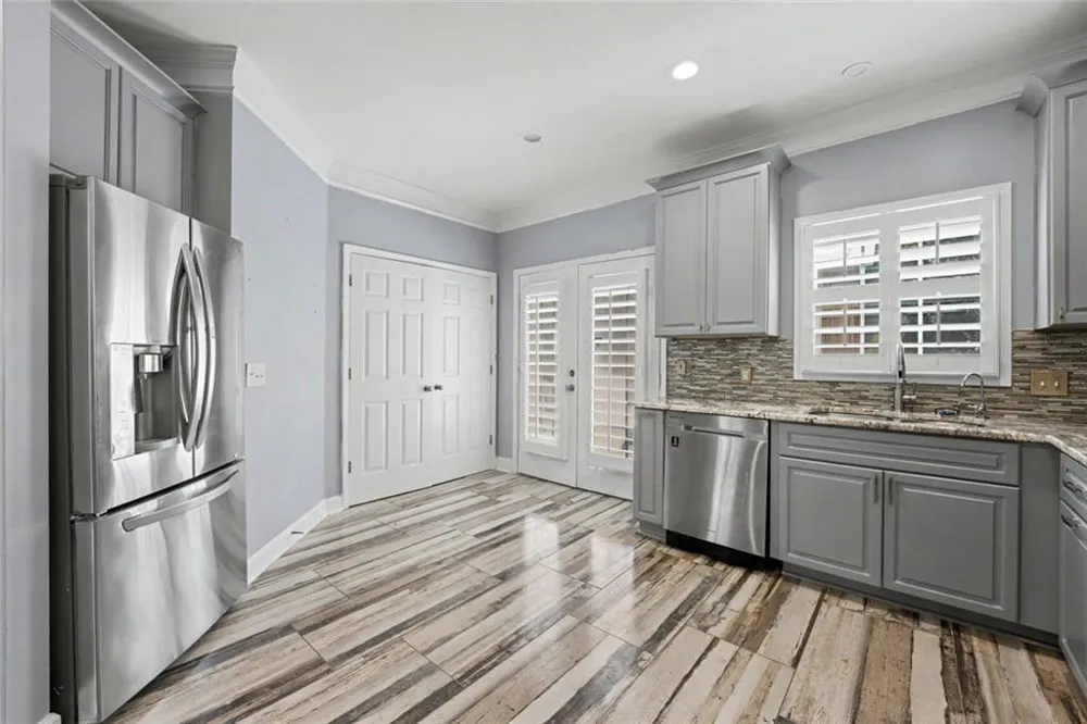 1004 Glen Ivy Marietta, GA 30062