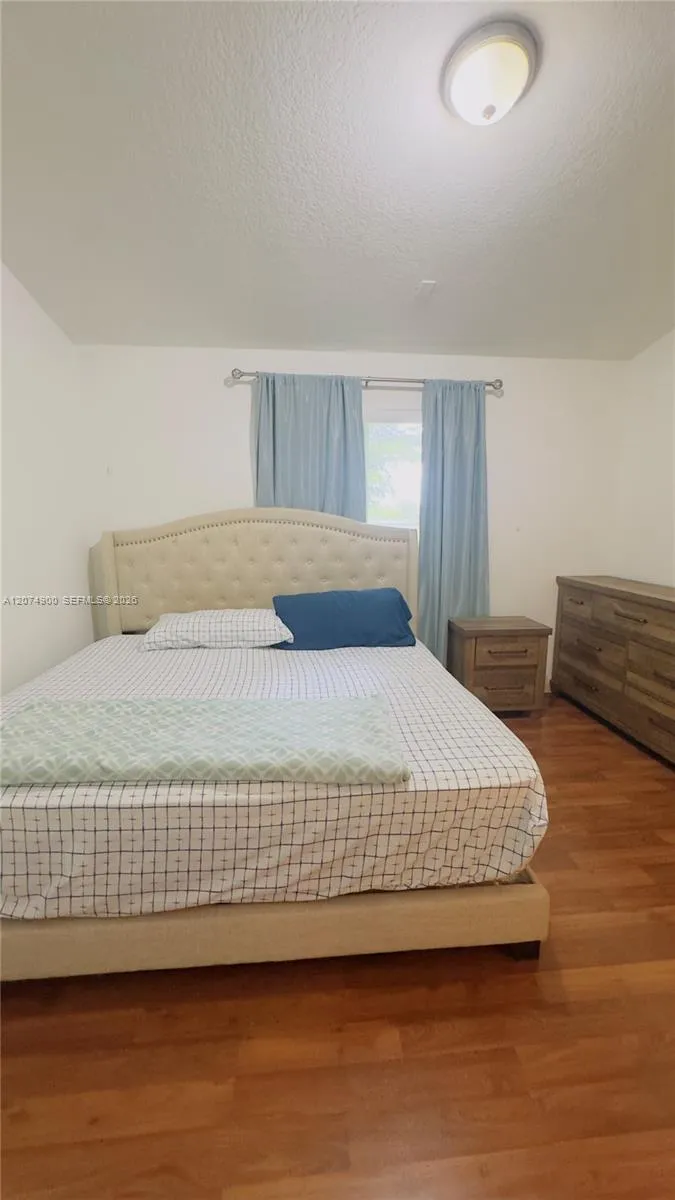 990 NE 33rd Ter #202 Homestead, FL 33033