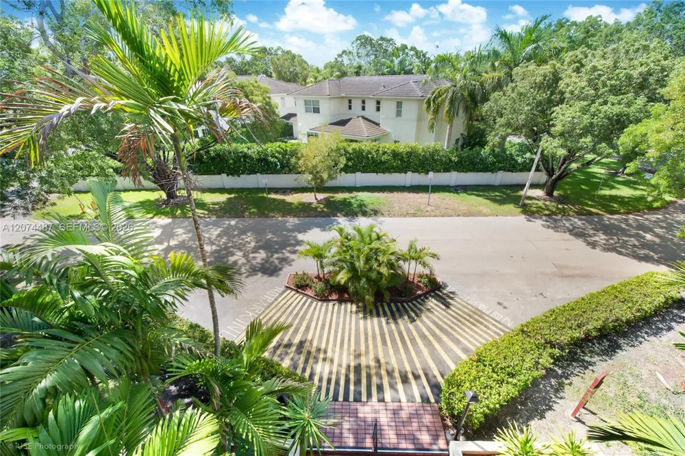1205 Mariposa Ave #416 Coral Gables, FL 33146