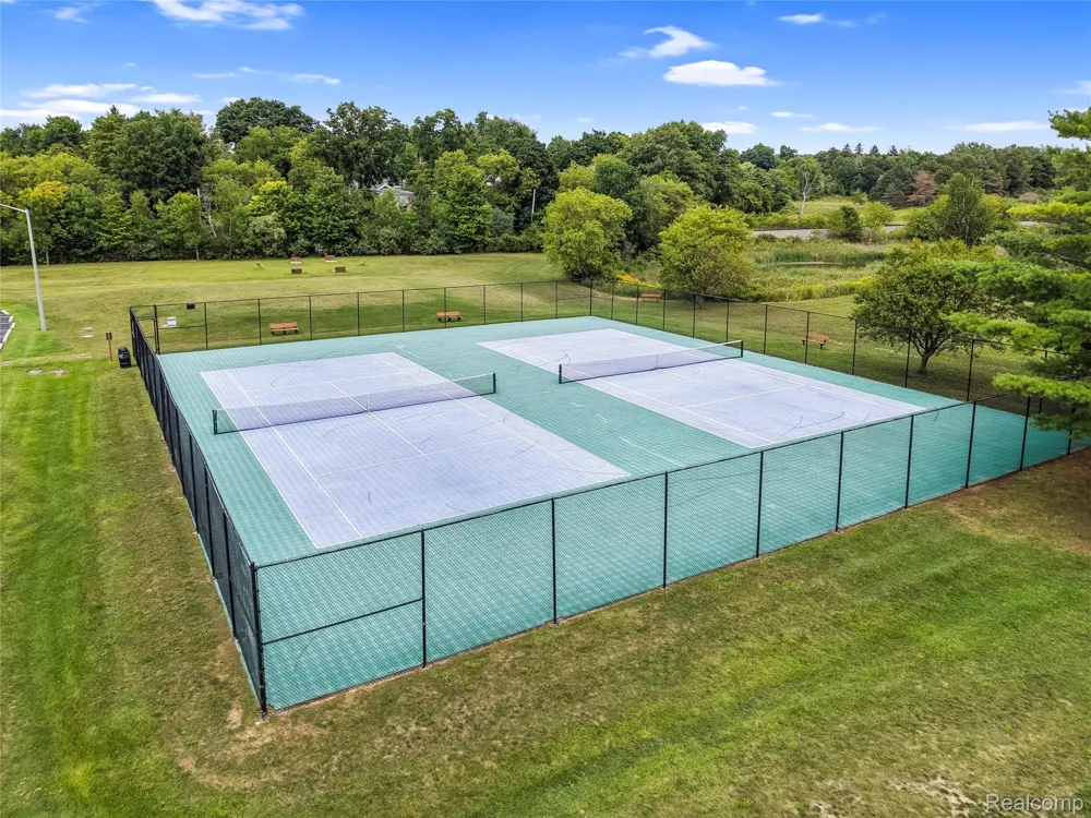 8484 Eaton Road Springfield Charter Township, MI 48350