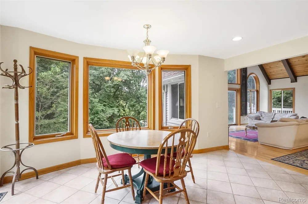 8484 Eaton Road Springfield Charter Township, MI 48350