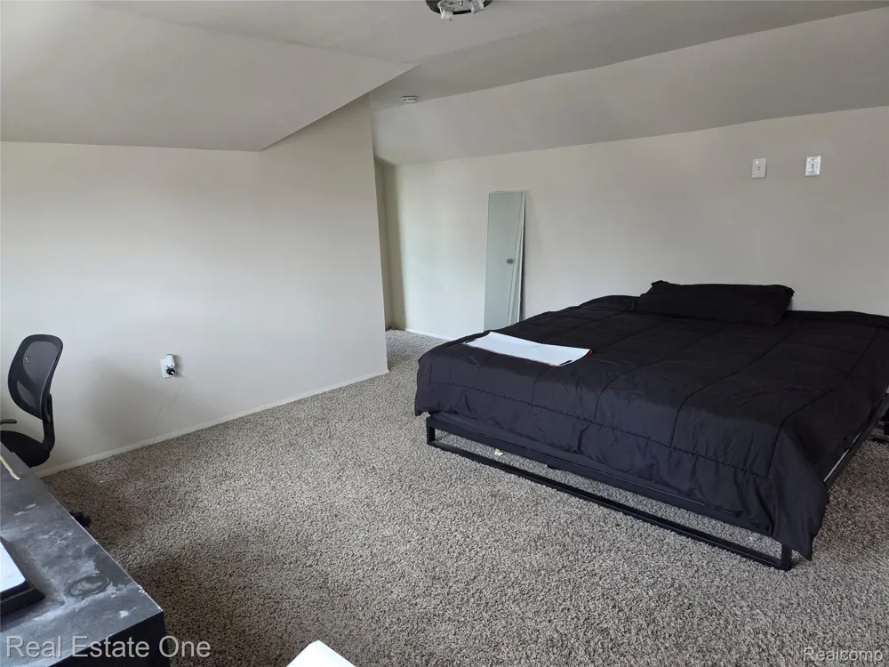 23140 Socia Street St Clair Shores City, MI 48082