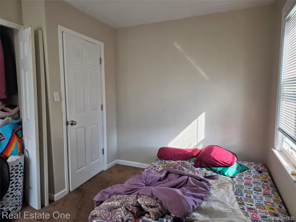 23140 Socia Street St Clair Shores City, MI 48082
