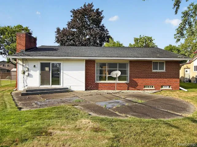 36115 Summers Street Livonia City, MI 48154