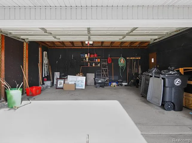 36115 Summers Street Livonia City, MI 48154