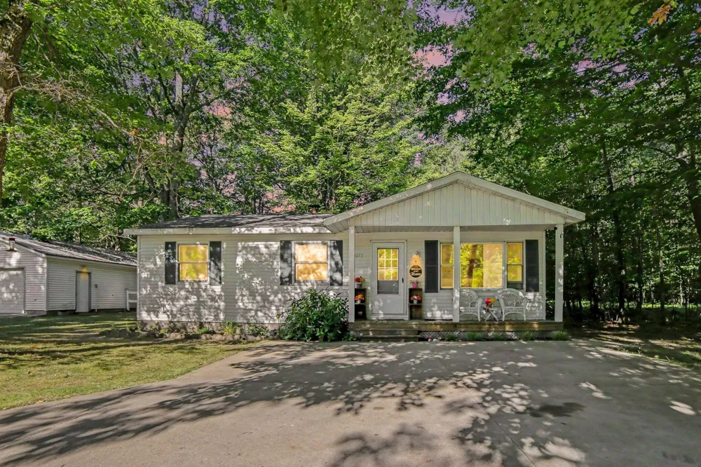 3615 Lincoln Road Hamlin Township, MI 49431