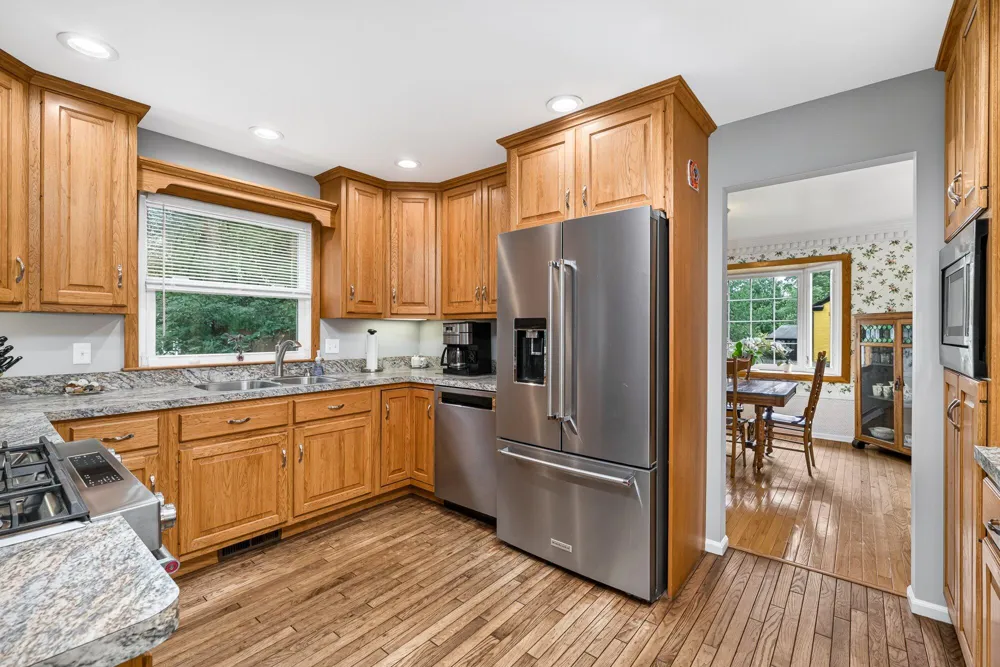 4401 Glenrose Terrace Kalamazoo City, MI 49008