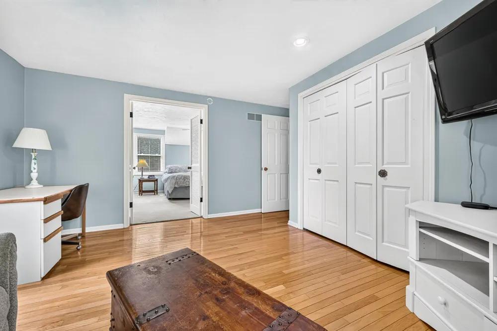 4401 Glenrose Terrace Kalamazoo City, MI 49008