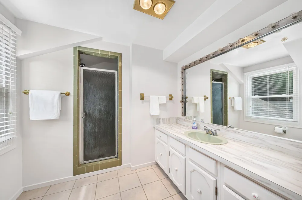 4401 Glenrose Terrace Kalamazoo City, MI 49008