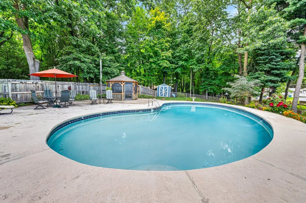 4401 Glenrose Terrace Kalamazoo City, MI 49008