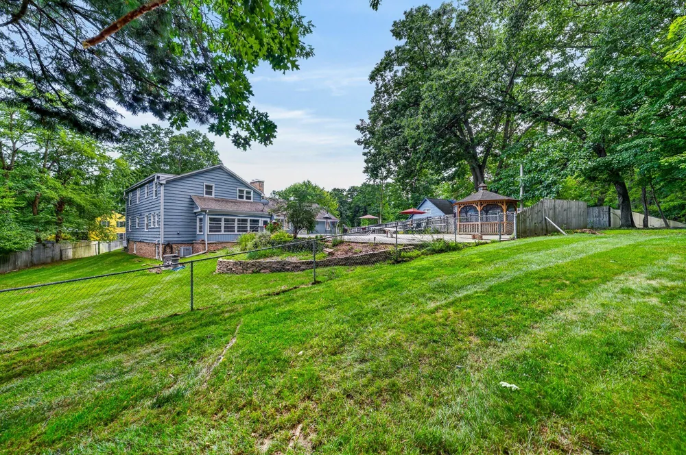 4401 Glenrose Terrace Kalamazoo City, MI 49008