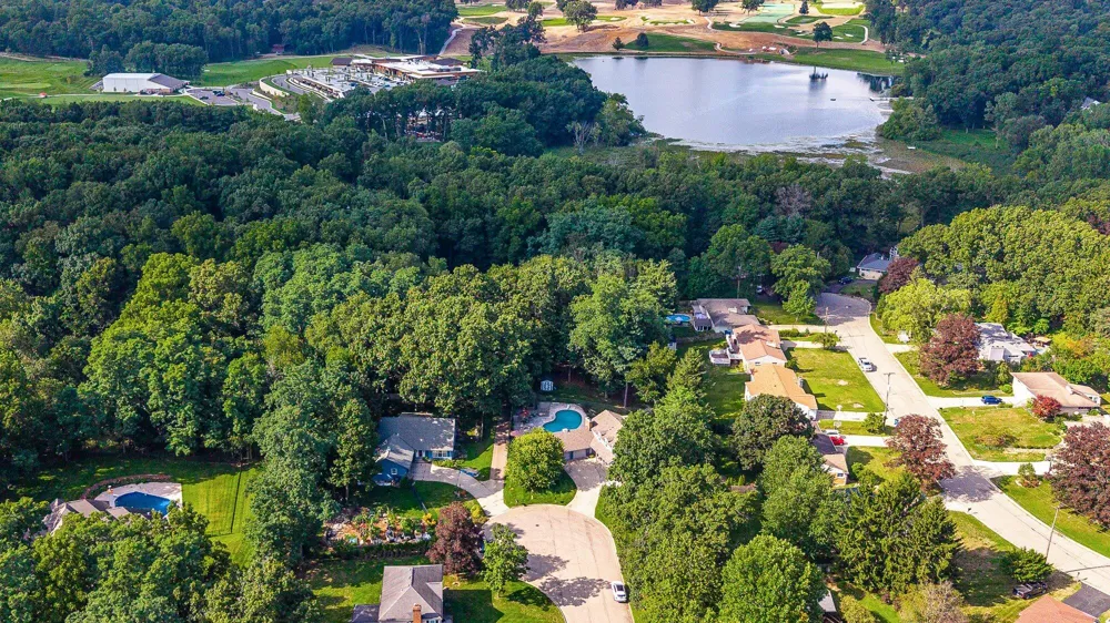 4401 Glenrose Terrace Kalamazoo City, MI 49008