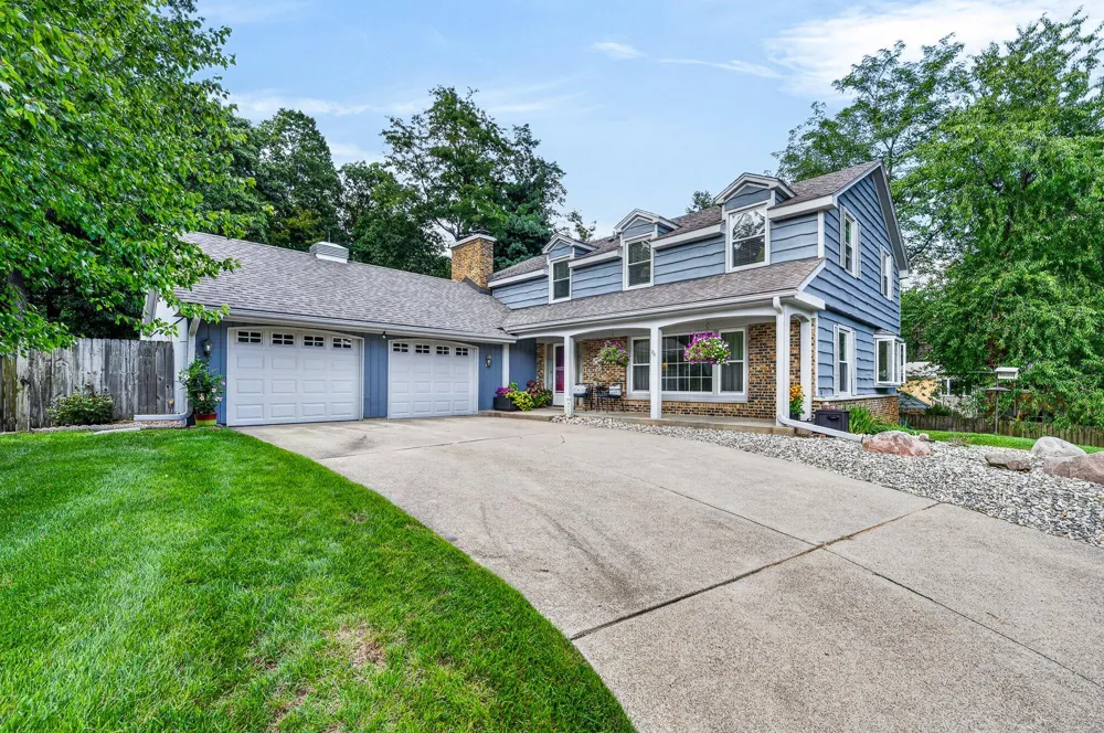 4401 Glenrose Terrace Kalamazoo City, MI 49008