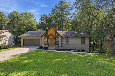 78 Regal way northwest Way