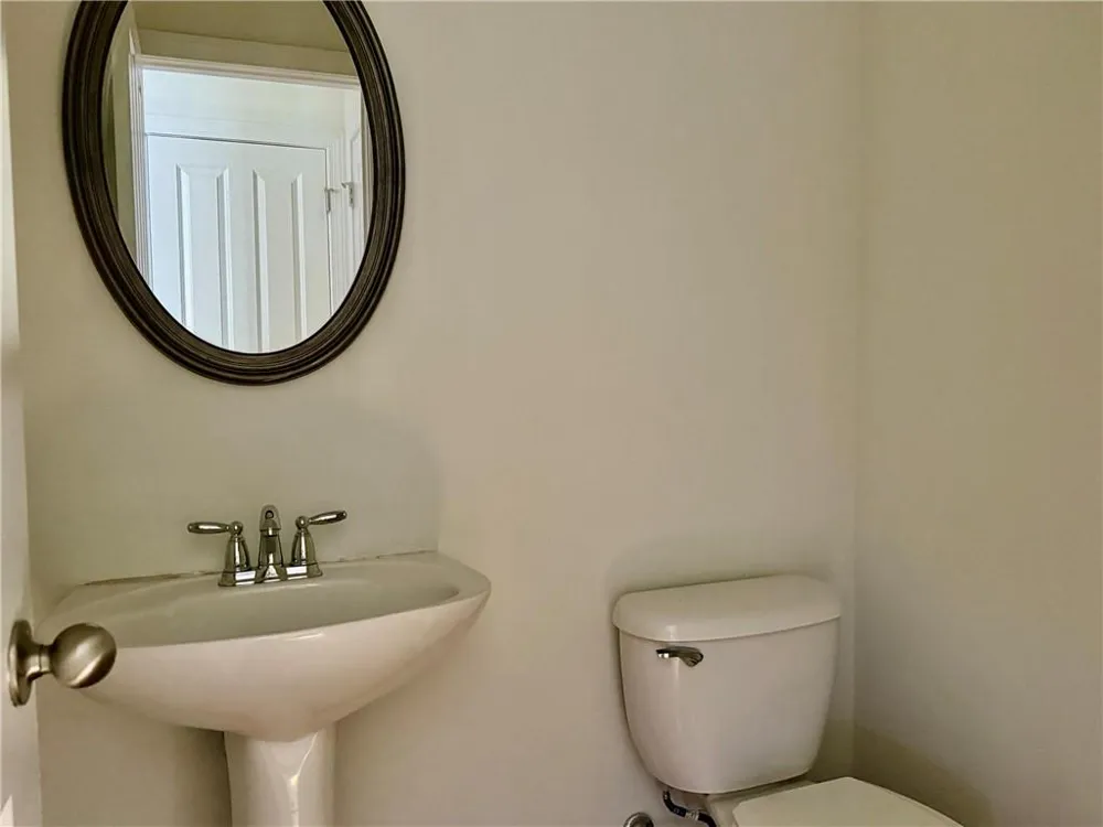 7670 Willoughby Court Alpharetta, GA 30005