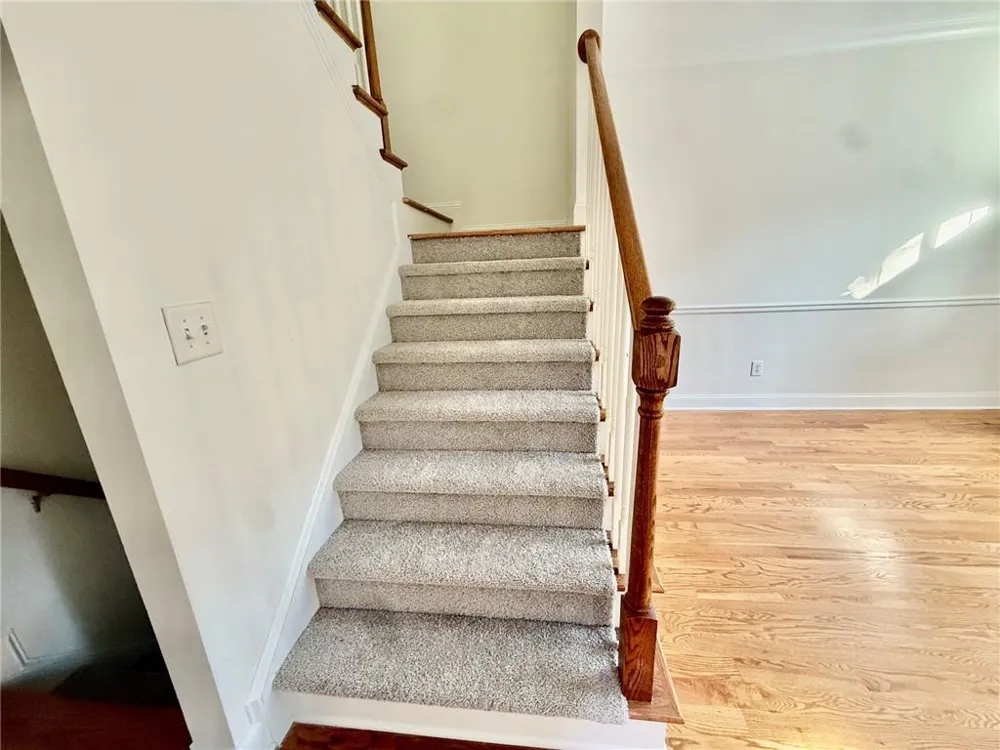 7670 Willoughby Court Alpharetta, GA 30005