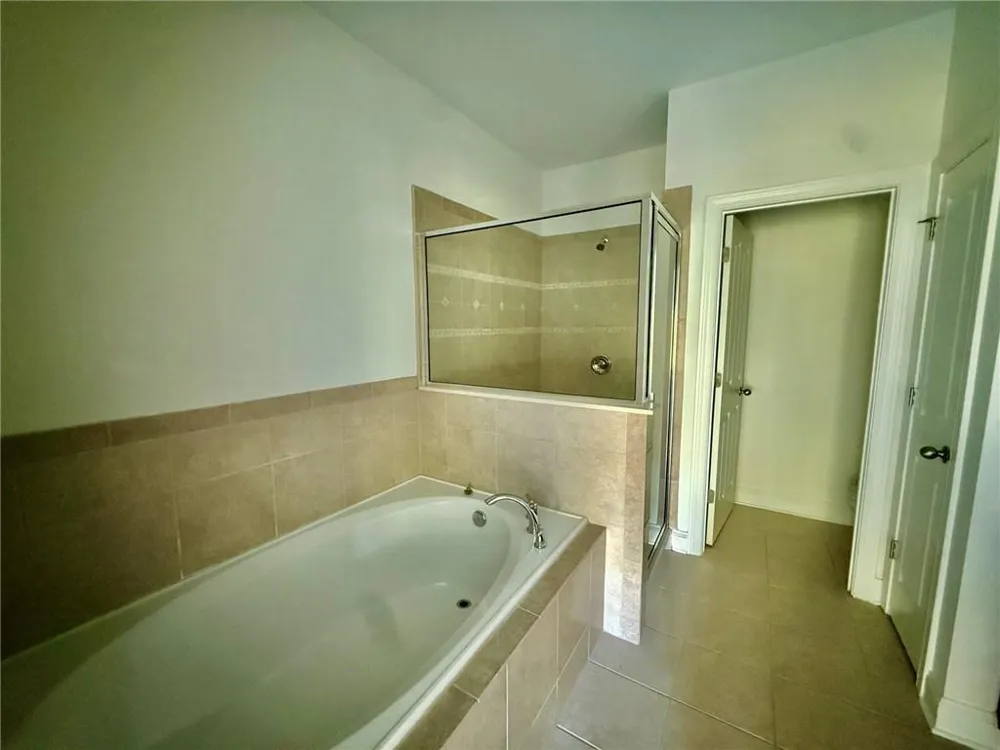 7670 Willoughby Court Alpharetta, GA 30005