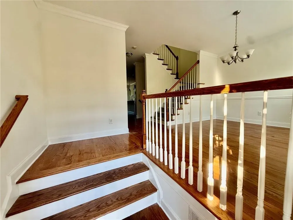 7670 Willoughby Court Alpharetta, GA 30005