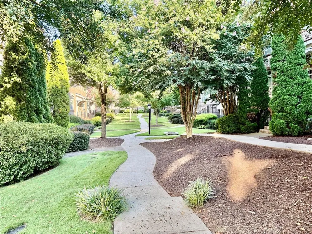 7670 Willoughby Court Alpharetta, GA 30005