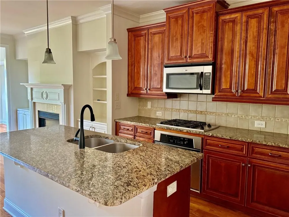 7670 Willoughby Court Alpharetta, GA 30005