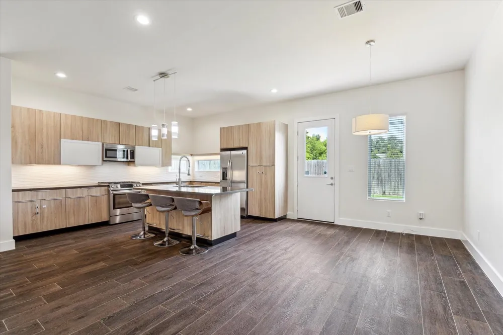 2220 Cortijo Place Houston, TX 77091