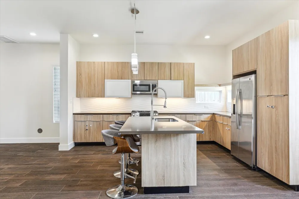 2220 Cortijo Place Houston, TX 77091