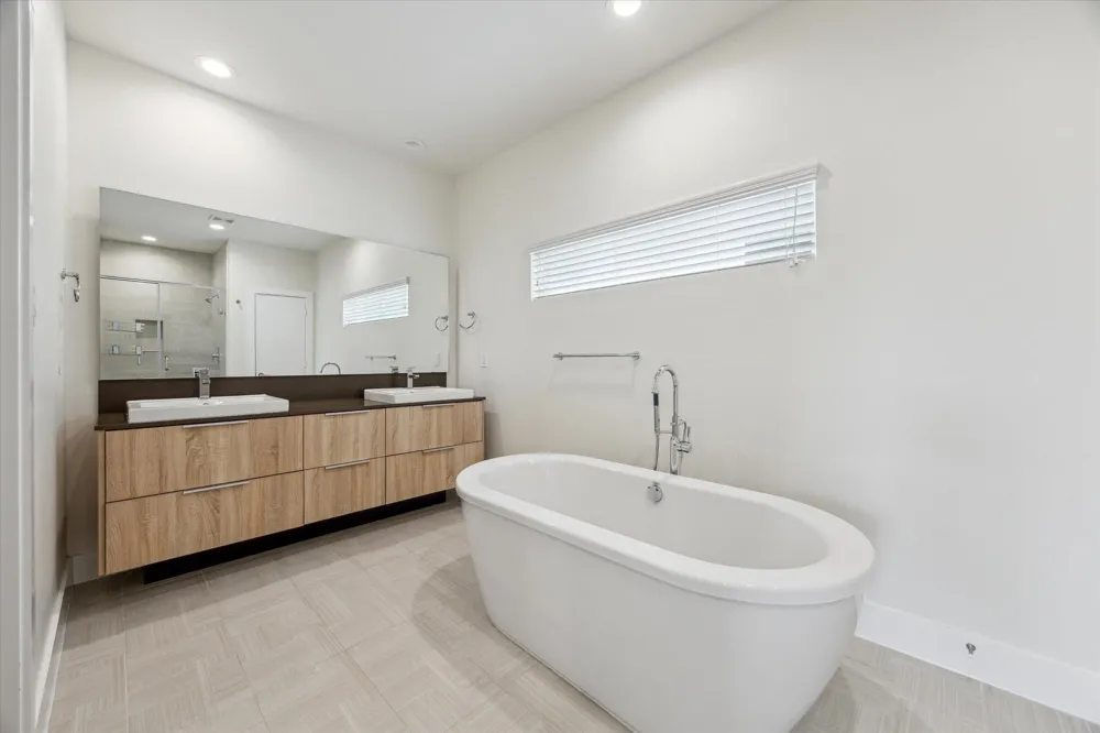 2220 Cortijo Place Houston, TX 77091