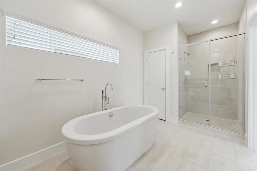 2220 Cortijo Place Houston, TX 77091