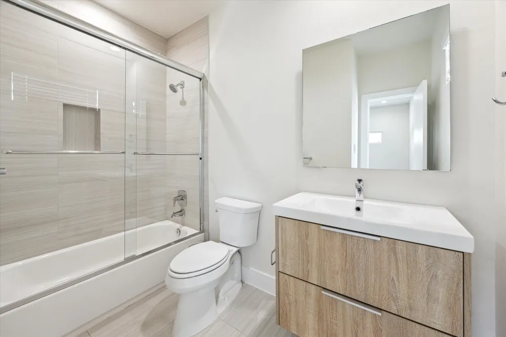2220 Cortijo Place Houston, TX 77091
