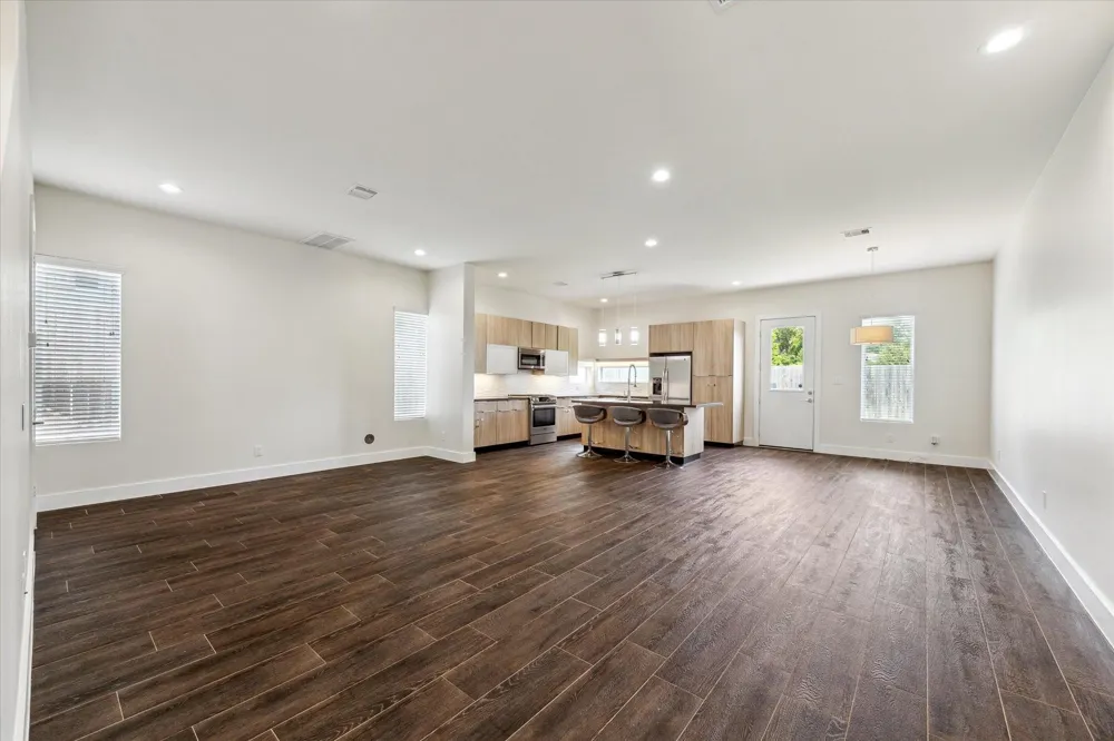 2220 Cortijo Place Houston, TX 77091