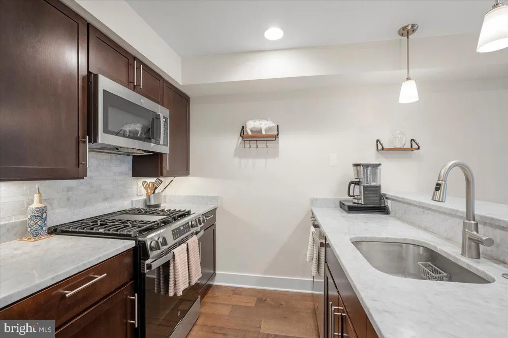 2505 17TH STREET NW #1 Washington, DC 20009