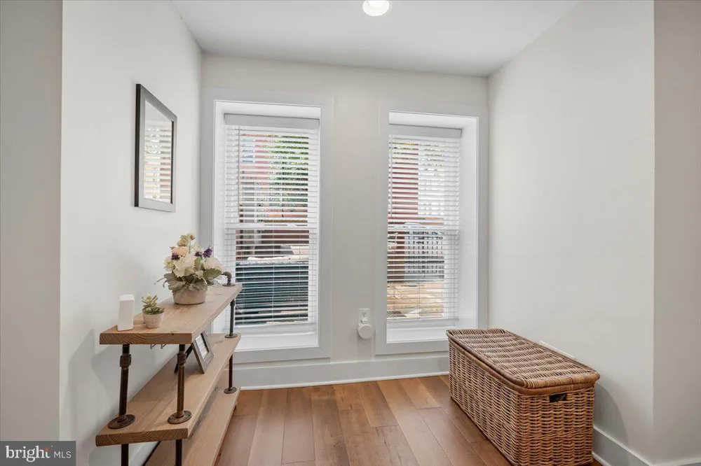 2505 17TH STREET NW #1 Washington, DC 20009