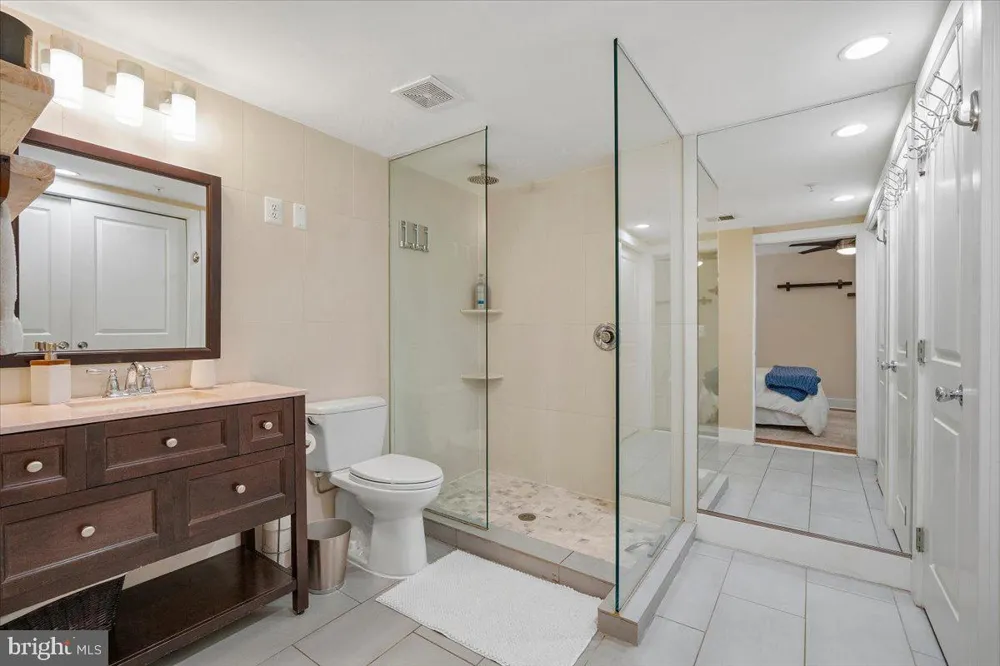 2505 17TH STREET NW #1 Washington, DC 20009