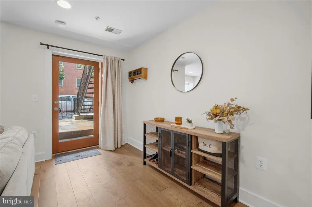 2505 17TH STREET NW #1 Washington, DC 20009