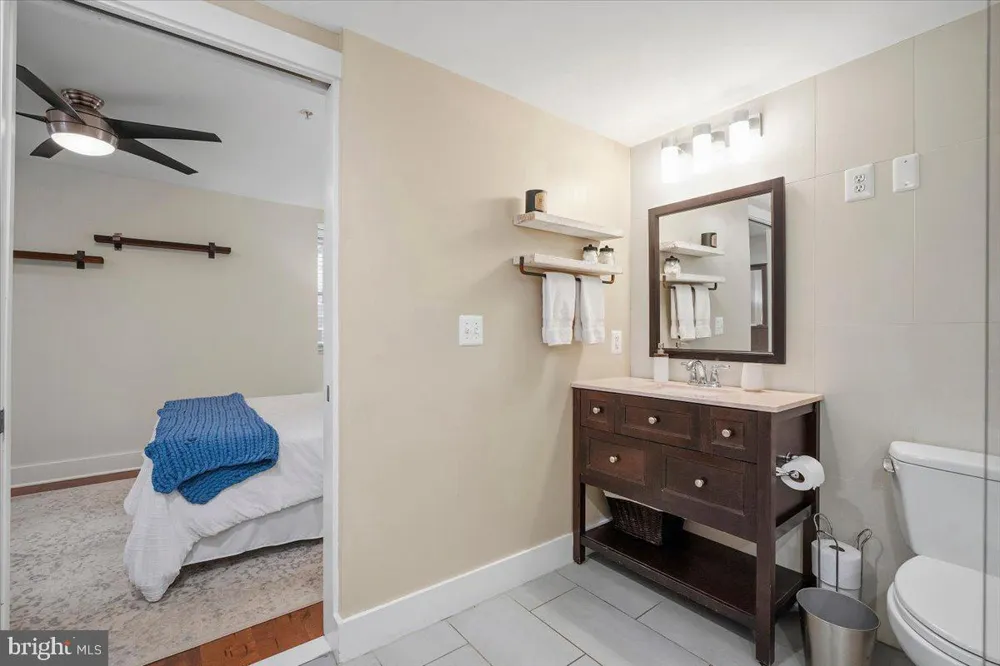 2505 17TH STREET NW #1 Washington, DC 20009